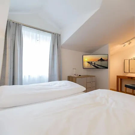 Gartenhaus Am Waldschloss App 1