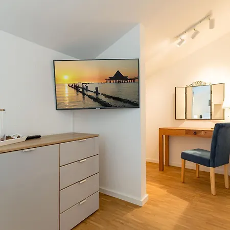 Gartenhaus Am Waldschloss App 1 * 塞巴特黑灵斯多夫