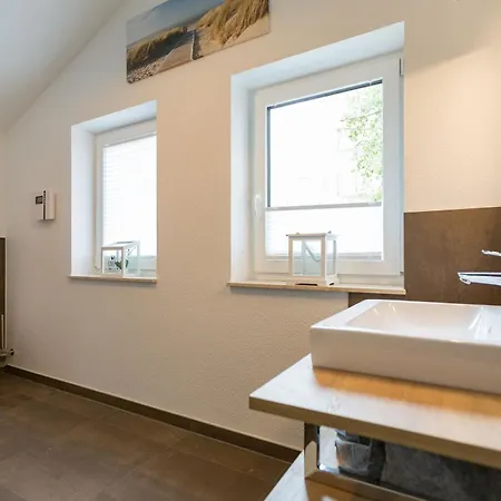 Gartenhaus Am Waldschloss App 1 * 塞巴特黑灵斯多夫